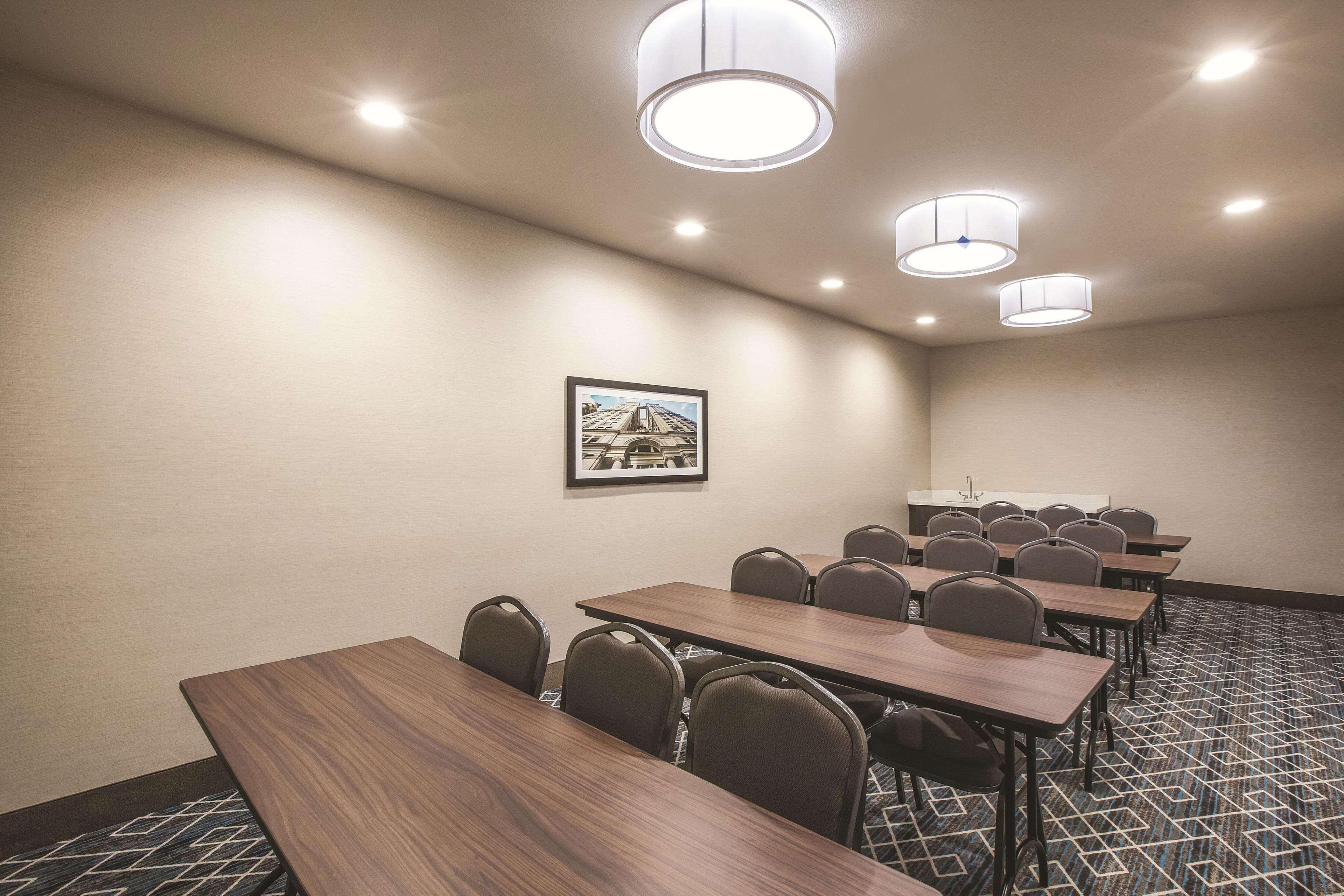 La Quinta By Wyndham Dallas Northeast-Arboretum Garland Eksteriør billede